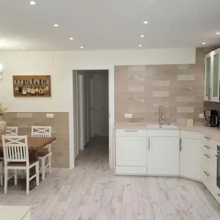 Apartman Sitges Spaces Mediterranean Apartments- 9 Bedrooms, 8 Bathrooms, 130 M2 Terrace, Centre Sitges- Sleeps 18