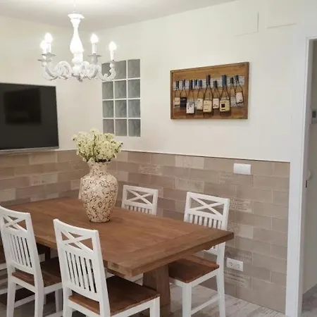 Apartman Sitges Spaces Mediterranean Apartments- 9 Bedrooms, 8 Bathrooms, 130 M2 Terrace, Centre Sitges- Sleeps 18